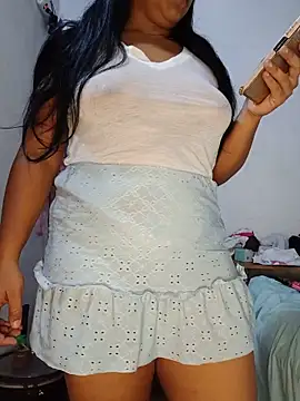 girlpee online show from May 28, 10:35 am