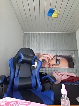 susan mooree online show from February 7, 8:02 pm