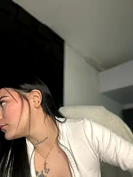 Snapshot of Megaan__More chatting on September 26, 4:32 am Megaan More online show from September 26, 4:32 am