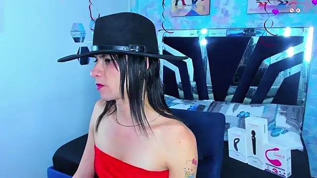 Charlotte Landry   online show from February 17, 5:34 pm