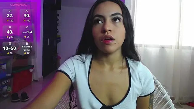 Leslie Bussh  online show from June 9, 3:33 pm