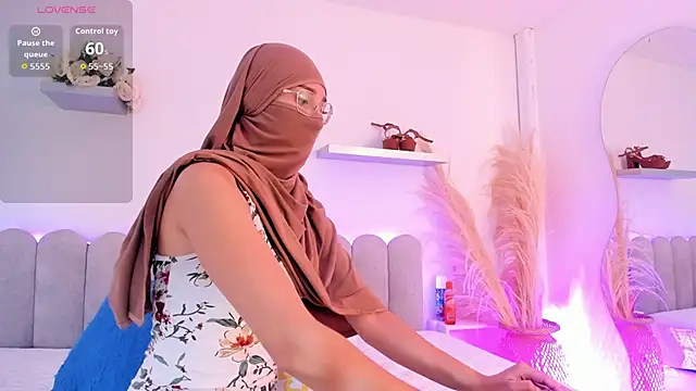 Ridwana  online show from November 29, 11:47 am