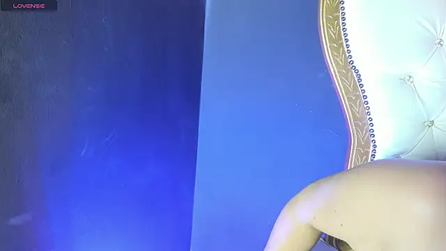 Bagiolett online show from February 5, 8:45 pm