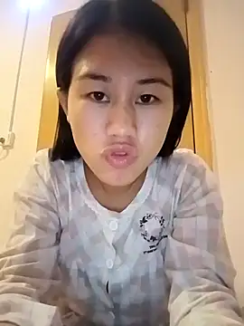 luy-xinh02 online show from October 5, 1:05 pm