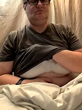 lindamarie  online show from September 22, 2:59 pm