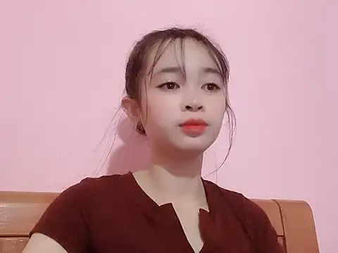 Suna7383 online show from October 6, 7:07 pm