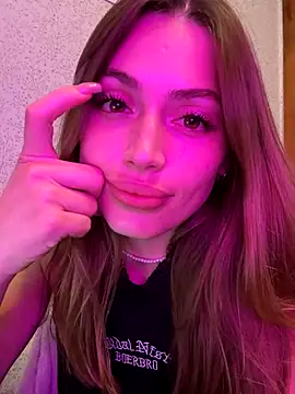 Elizabeth Tay online show from October 10, 7:52 pm