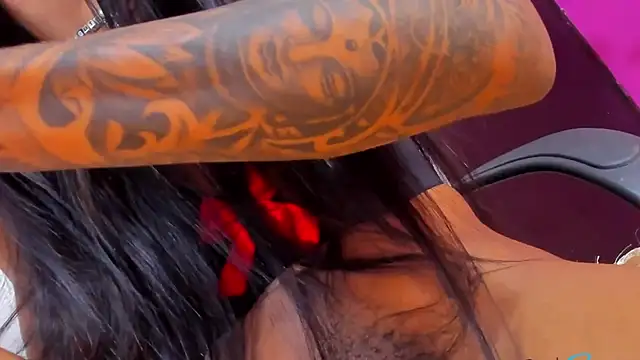 rosse bigcockxx online show from December 3, 2:47 am