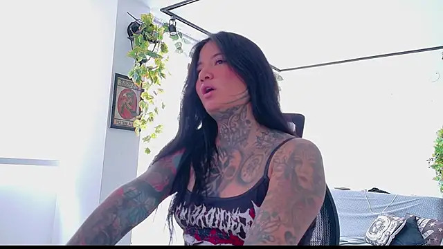 Unatatuada online show from September 30, 6:35 pm