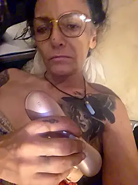 jasonee13 online show from July 1, 2:55 am