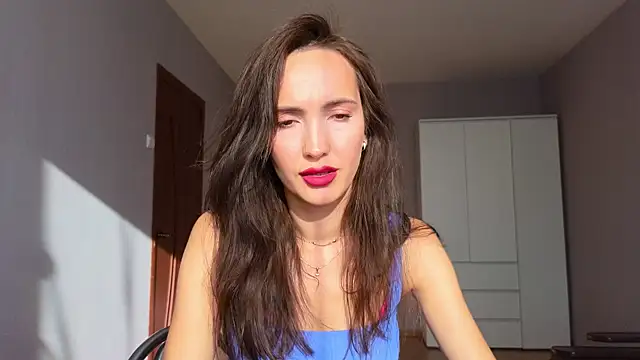 Lillian-Clark online show from September 26, 4:21 am