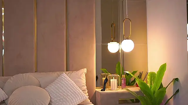 CamilaStarr online show from February 9, 10:45 pm