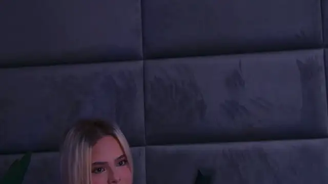 YssabelFox online show from November 26, 4:08 pm