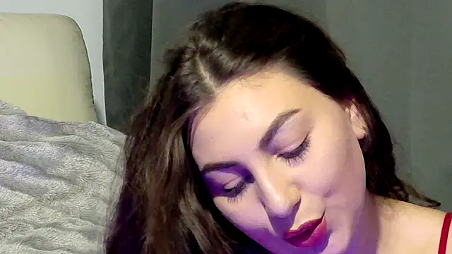 Snapshot of AhsleyMyst chatting on October 6, 5:51 pm AhsleyMyst online show from October 6, 5:51 pm