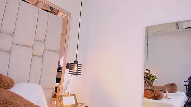  GigiDoll  online show from October 6, 12:11 pm