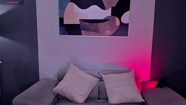 KatieAngelX online show from December 5, 9:43 am