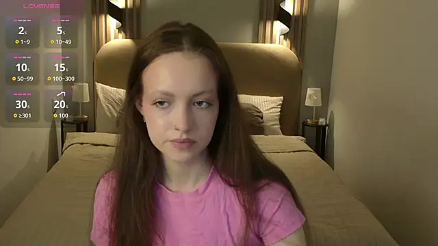 SallyPinkman online show from June 7, 9:05 am