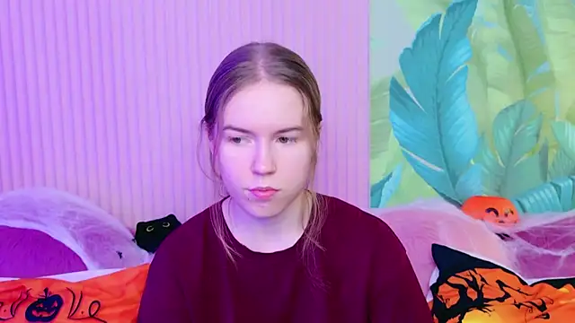 Alida Brice online show from October 27, 6:42 am