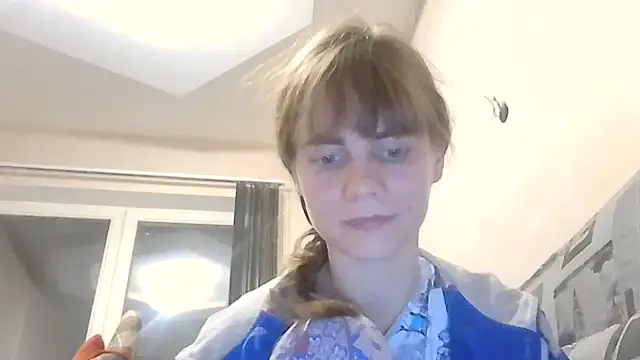 Loriven online show from November 8, 9:31 pm