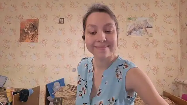 QutieDaSweet online show from October 6, 6:30 am