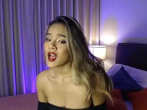 lilypeachxx online show from January 17, 12:51 am