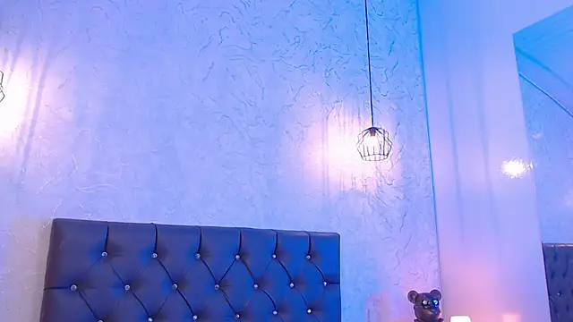 Sabriinaa Foxx online show from December 13, 7:53 pm