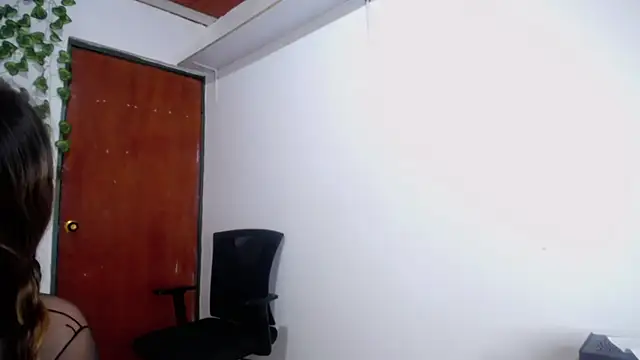 isabel 09 online show from November 27, 3:09 am