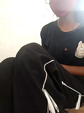 Snapshot of Aaisha-16 chatting on September 15, 6:21 am Aaisha-16 online show from September 15, 6:21 am