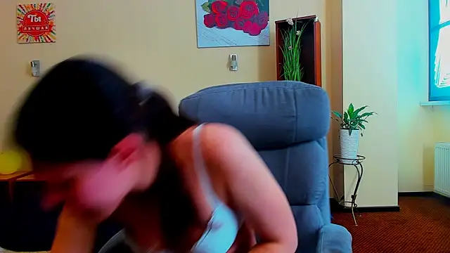 Joannia online show from November 14, 8:14 am