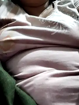 Mmm143 online show from February 9, 5:37 pm