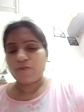 Snapshot of aliya-jaan71 chatting on October 2, 4:45 pm aliya-jaan71 online show from October 2, 4:45 pm