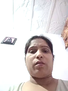 Snapshot of aliya-jaan71 chatting on October 4, 1:17 pm aliya-jaan71 online show from October 4, 1:17 pm