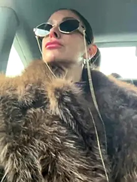 ainaht online show from December 18, 12:32 pm