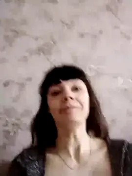 AliceSwan1122 online show from April 14, 10:26 am