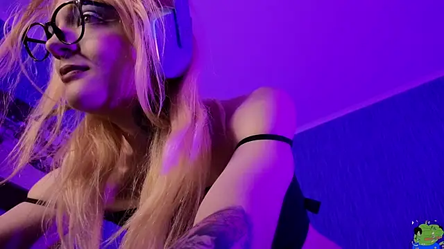 bekvafluttershy online show from December 4, 6:26 am