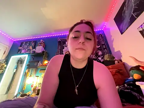 PeridotPrincessOfficial online show from November 14, 3:17 am