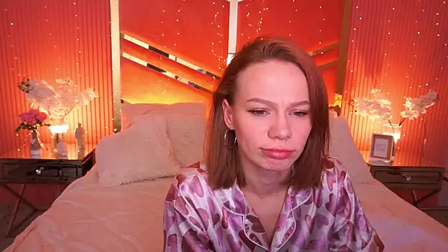 ShyySiren online show from March 15, 8:16 am