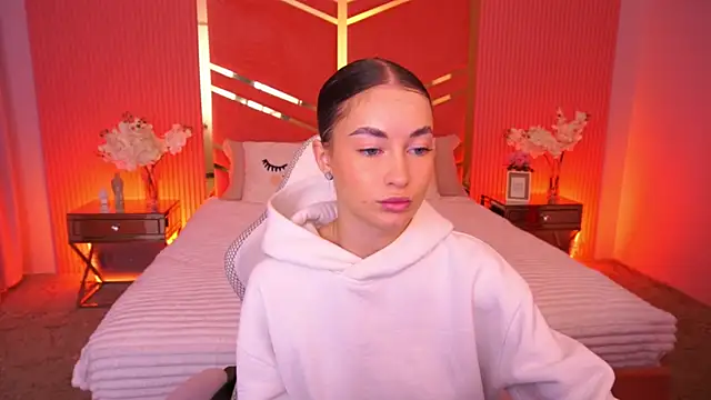 CherryyLulu online show from October 21, 7:34 am