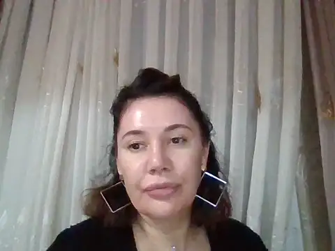 Lomivah online show from November 4, 5:07 pm