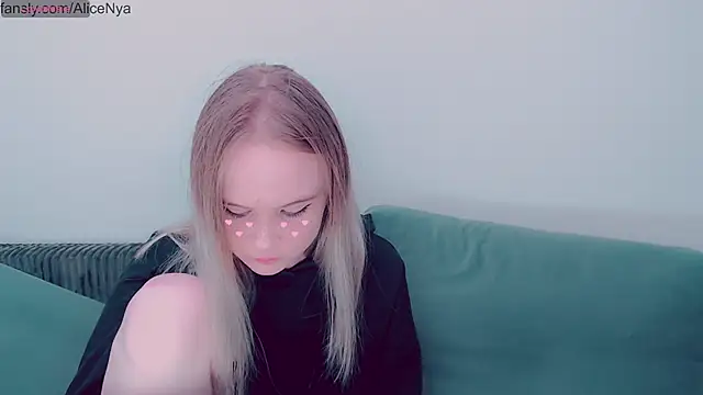 AliceNya cute online show from October 26, 3:57 am