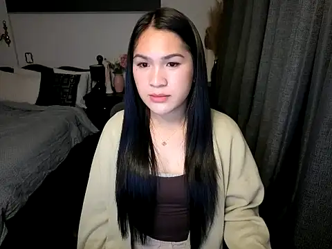 ZoeyJohnson online show from February 18, 9:19 am