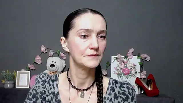 TayaFinch online show from January 18, 2:46 pm