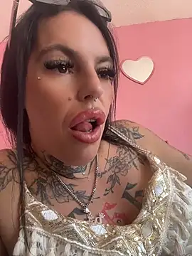 DIRTY PAISLEY X online show from July 13, 11:33 am