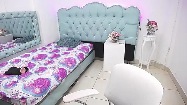 Cordelia Perlman online show from November 21, 12:51 pm