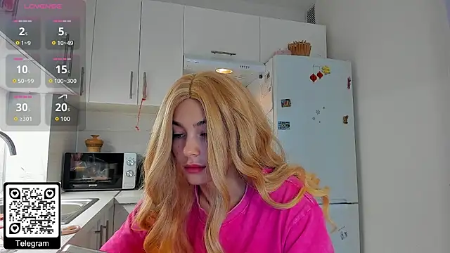 KristenHarrington online show from December 14, 10:32 am