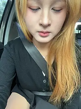 yuki june online show from October 25, 8:33 am