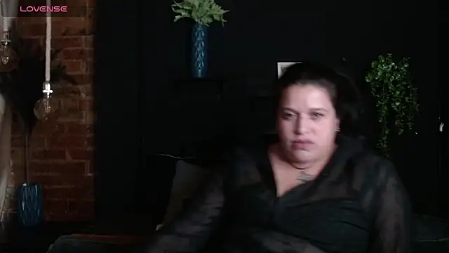 Snapshot of Andrea_secret_ chatting on October 3, 3:17 pm Andrea secret online show from October 3, 3:17 pm