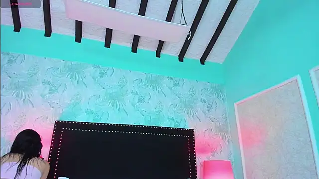 SamyySwet online show from April 13, 1:07 am