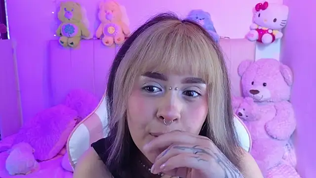 NekoWaifu online show from March 12, 3:15 pm