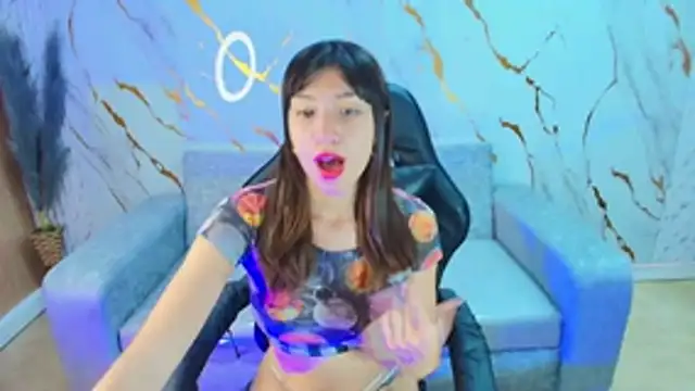Snapshot of Isabella_Blondetf chatting on October 20, 1:03 pm Isabella Blondetf online show from October 20, 1:03 pm